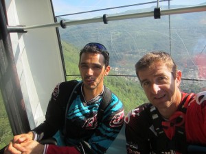 C est eux en vidéo.